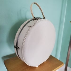 American tourister Suitcase.